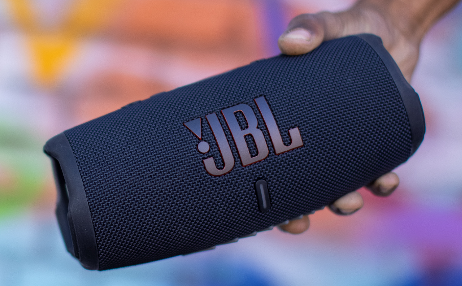 JBL Charge 5 20 Stunden Wiedergabezeit - Image