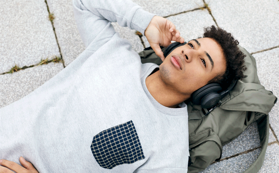 JBL LIVE 500BT Lass dir von deinem Sprachassistenten helfen. - Image