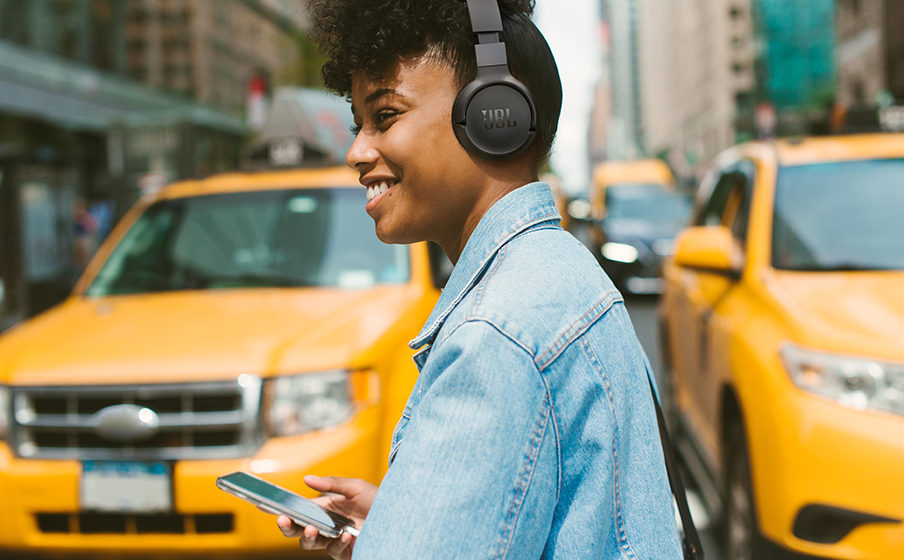 JBL Tune 670NC Adaptives Noise-Cancelling mit Smart Ambient - Image